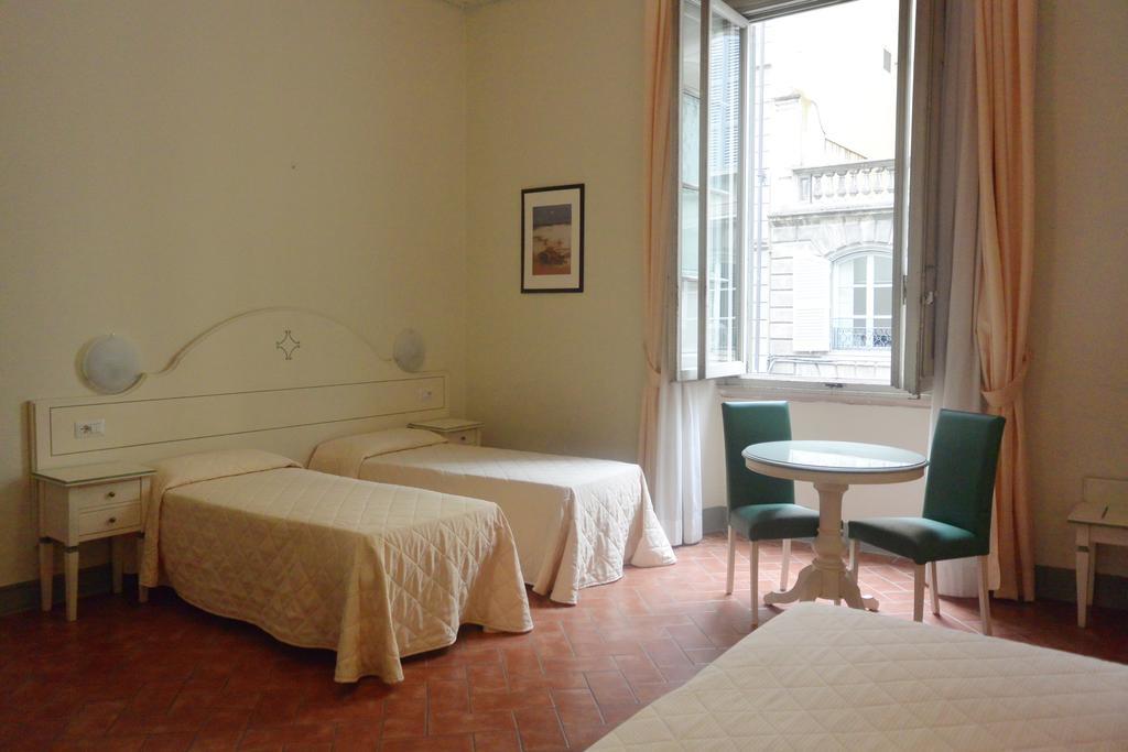 Hotel Crocini Firenze Kültér fotó