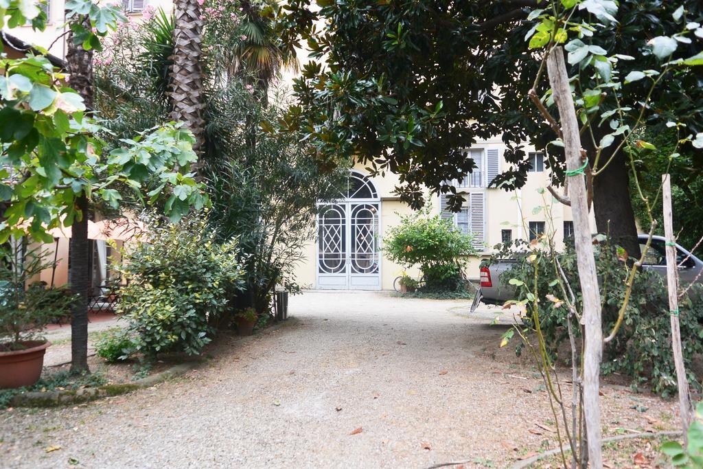 Hotel Crocini Firenze Kültér fotó