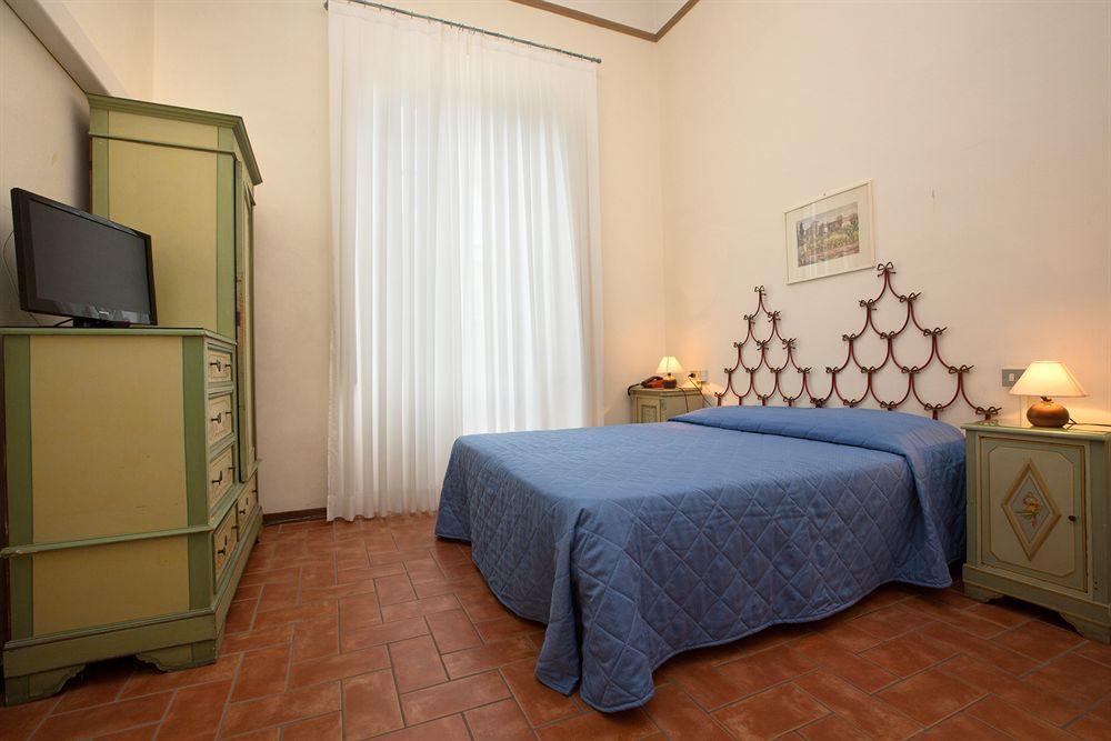Hotel Crocini Firenze Kültér fotó