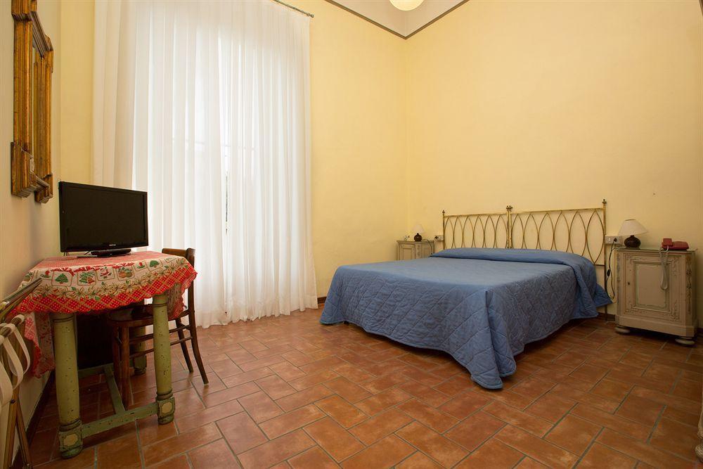 Hotel Crocini Firenze Kültér fotó