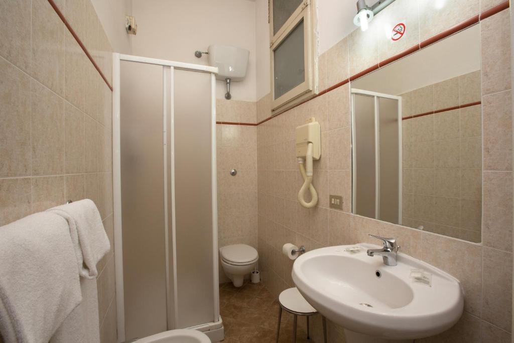 Hotel Crocini Firenze Szoba fotó