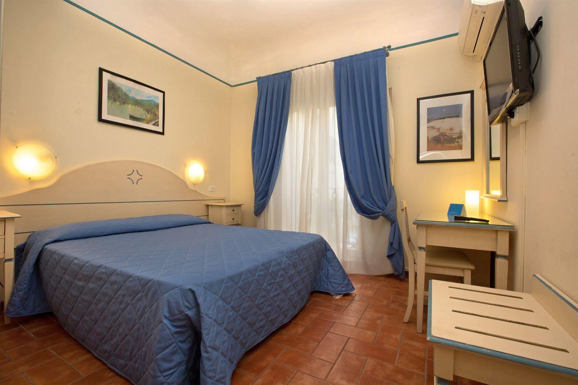Hotel Crocini Firenze Kültér fotó