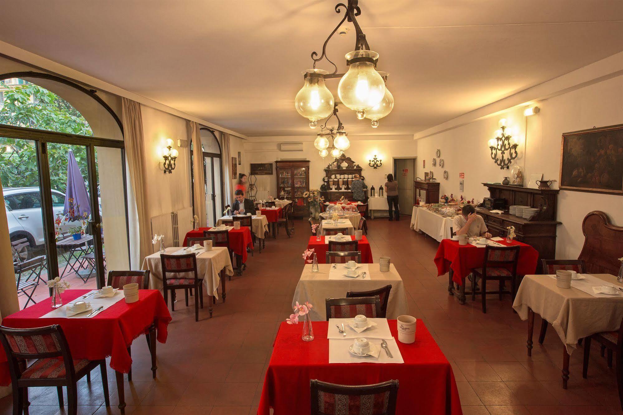 Hotel Crocini Firenze Kültér fotó